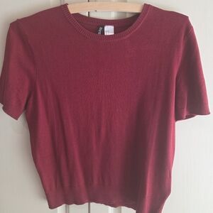 H&M Burgundy Short Sleeve Top
